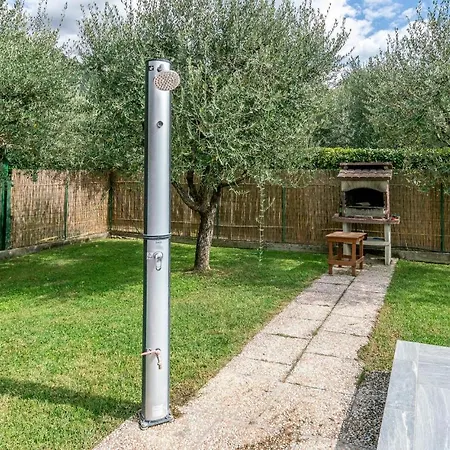 Holiday home Awesome In With Wifi